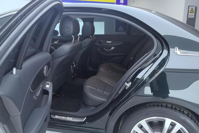 Mercedes-Benz Class C 2021 Зеленый из Китая, фото 4