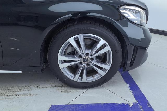 Mercedes-Benz Class C id 3810623 из Китая 12