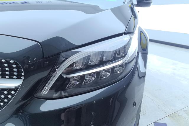 Mercedes-Benz Class C id 3810623 из Китая 17