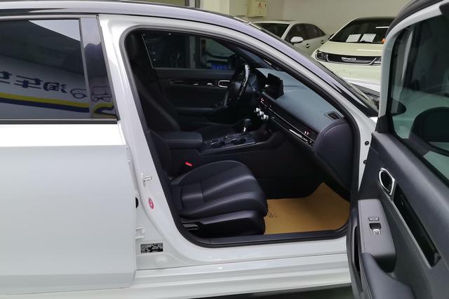 Honda Civic 2024 Белый из Китая, фото 3