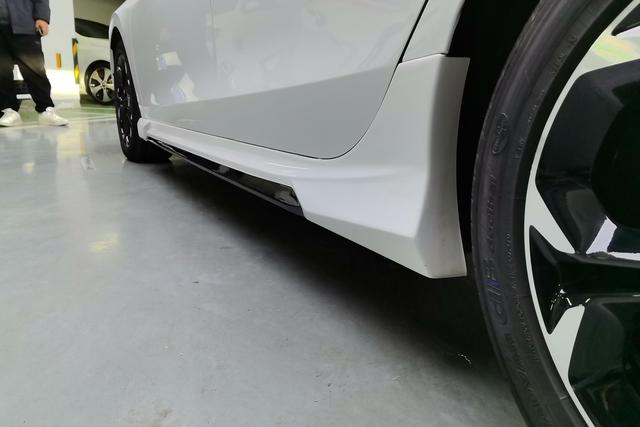 Honda Civic id 3784651 из Китая 10