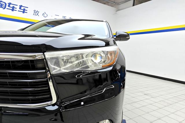 Toyota Highlander 2015 — фото 4
