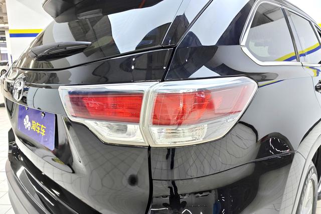 Toyota Highlander 2015 — фото 5