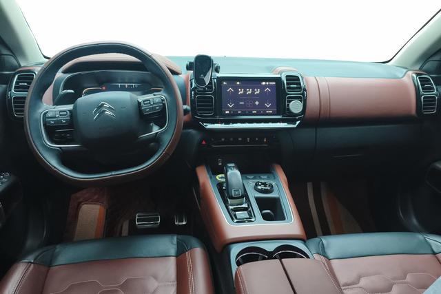 Citroen Tianyi C5 AIRCROSS 2017 — фото 12