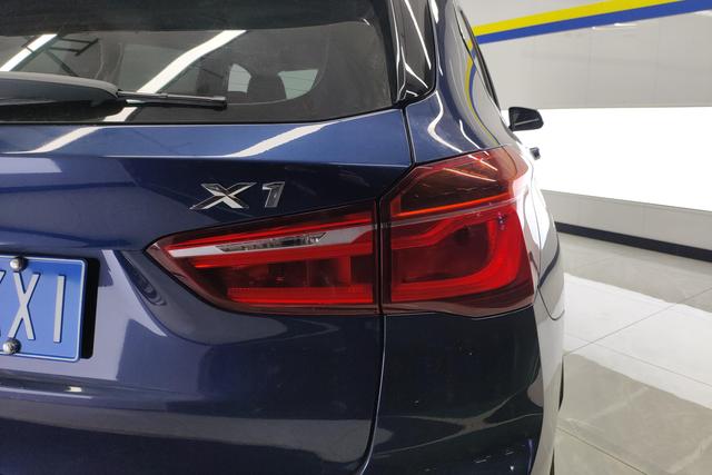 BMW X1 2016 — фото 5