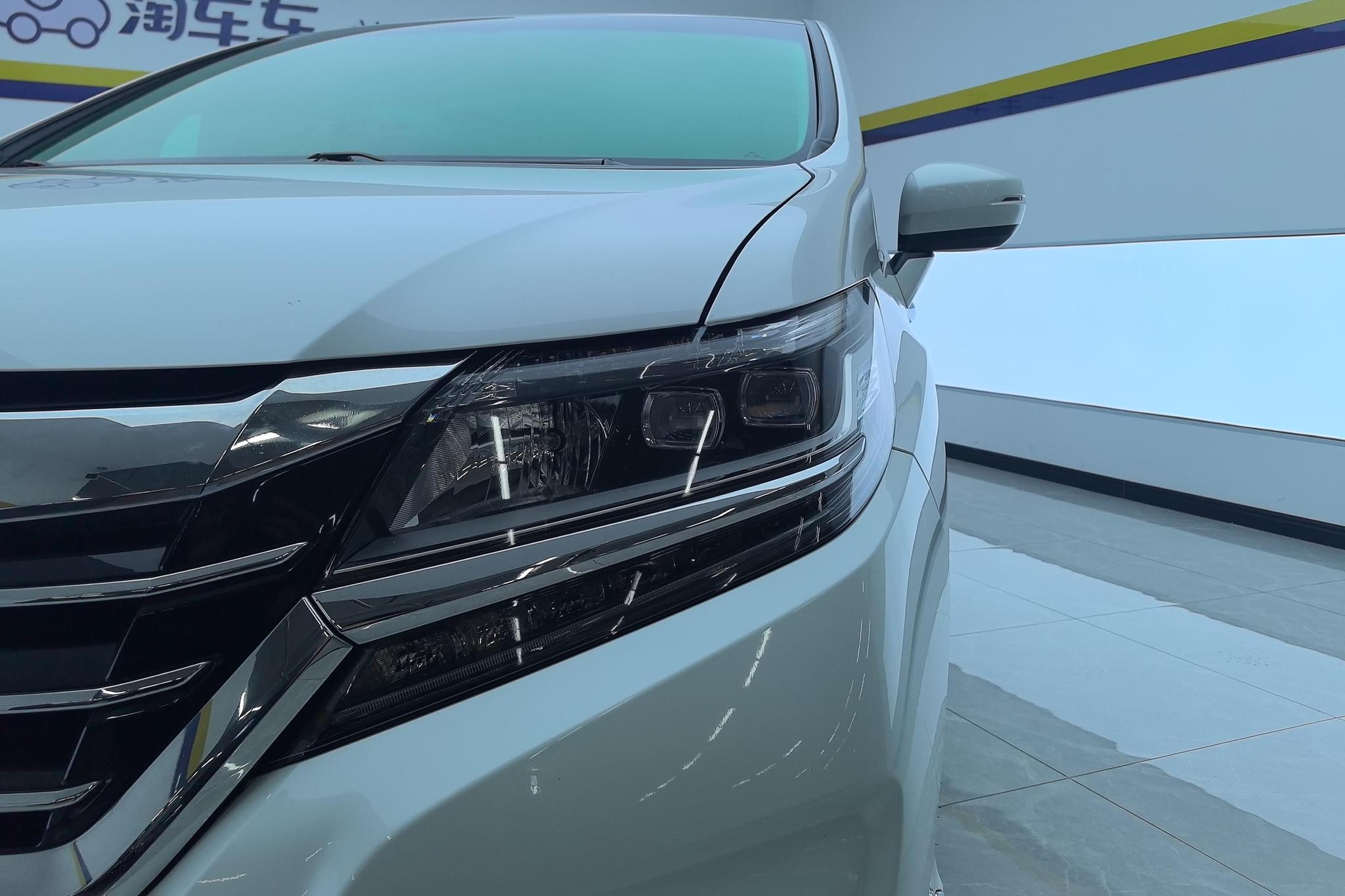 Honda Elysion 2016 2.4L