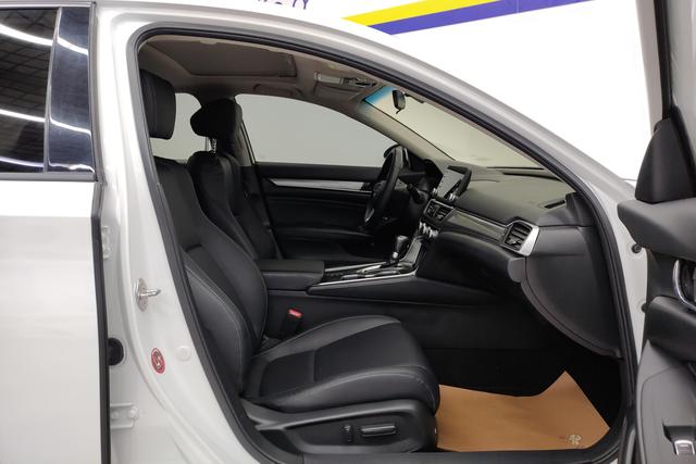 Honda Accord 2020 Белый из Китая, фото 2