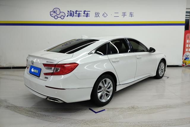 Honda Accord 2020 Белый из Китая, фото 3
