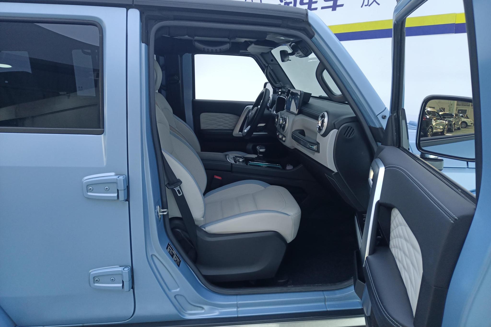 BAIC BJ40 2023 2.0D AT