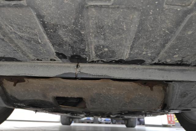 Buick Regal id 3784358 из Китая 13