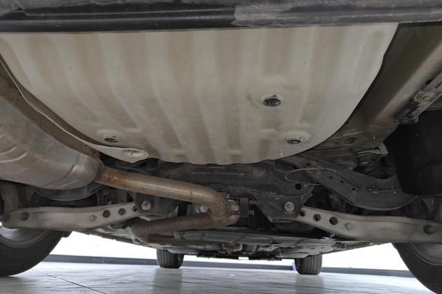 Buick Regal id 3784358 из Китая 17