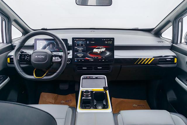 Aian AION Y 2021 Белый из Китая, фото 3