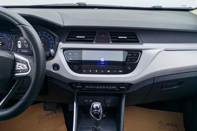 Geely Automobile Vision X3 2020 Белый из Китая, фото 5