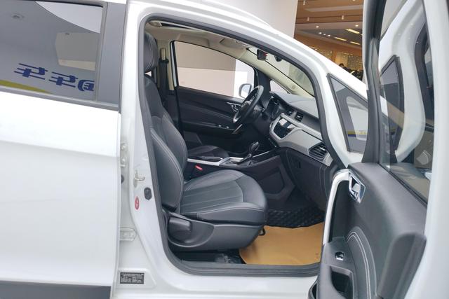 Geely Automobile Vision X3 id 3768914 из Китая 10