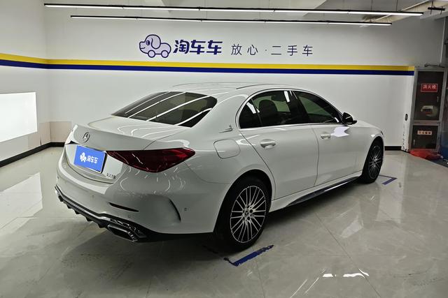 Mercedes Benz C-Class 2023 — фото 3