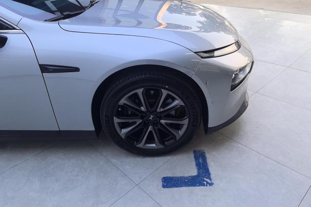 Xiaopeng Motors Xiaopeng P7 id 3768887 из Китая 13