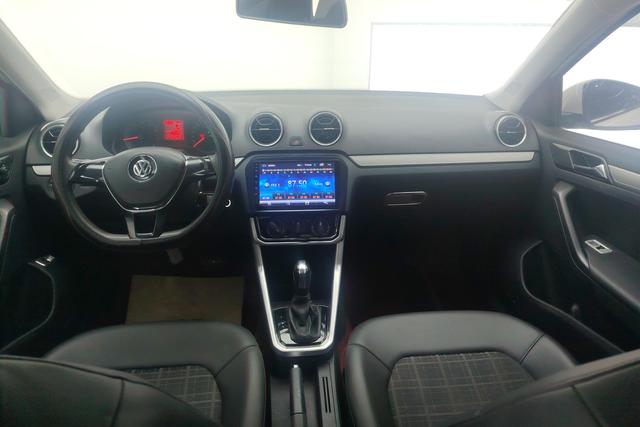Volkswagen Jetta 2017 — фото 13