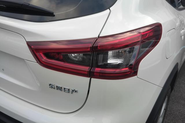 Nissan Qashqai 2022 2.0 L XV — фото 5