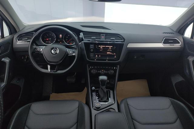 Volkswagen Tiguan L 2019 — фото 12