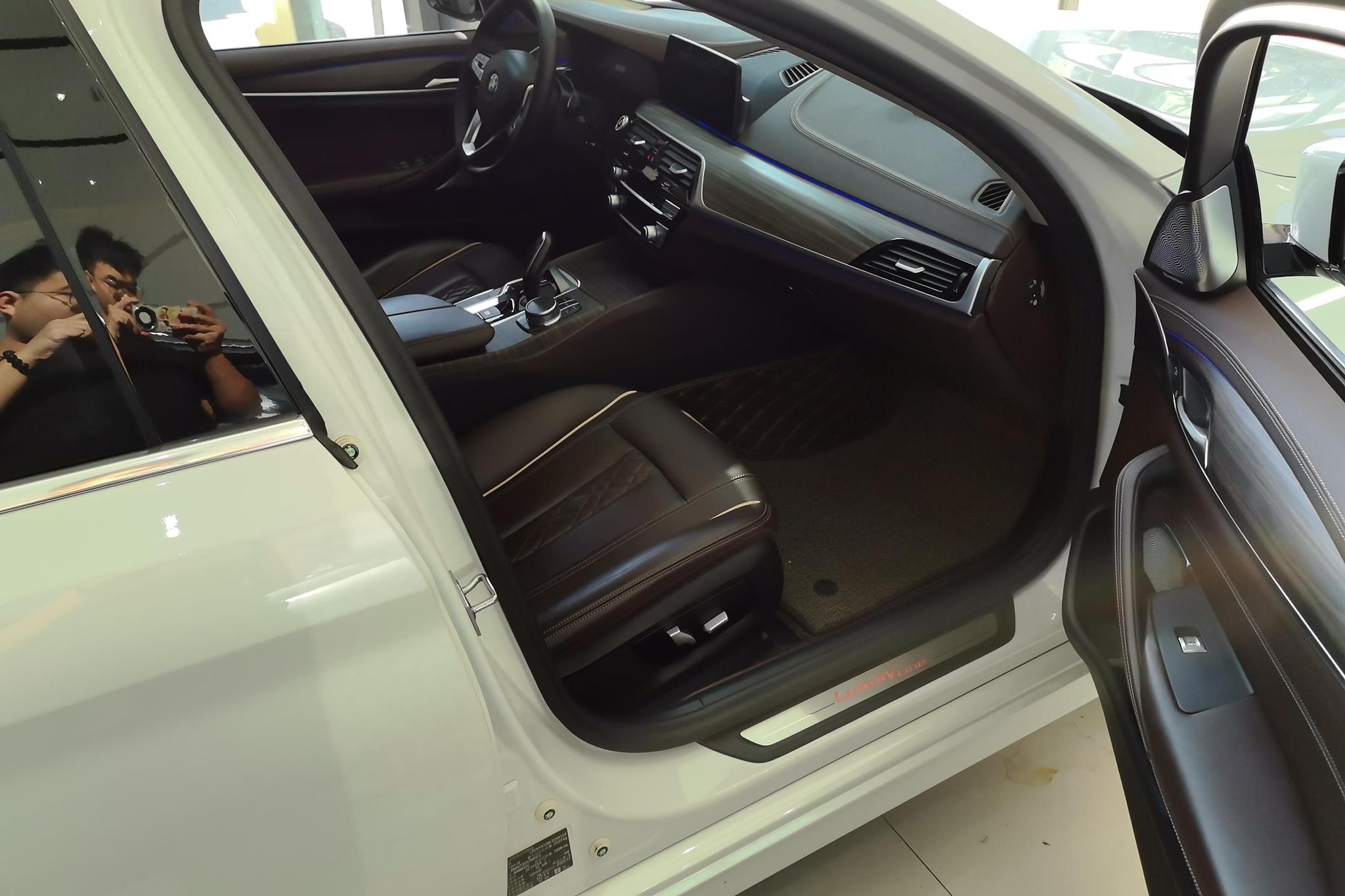 BMW 5 серииPHEV 5 PHEV 2020 530Le Luxury