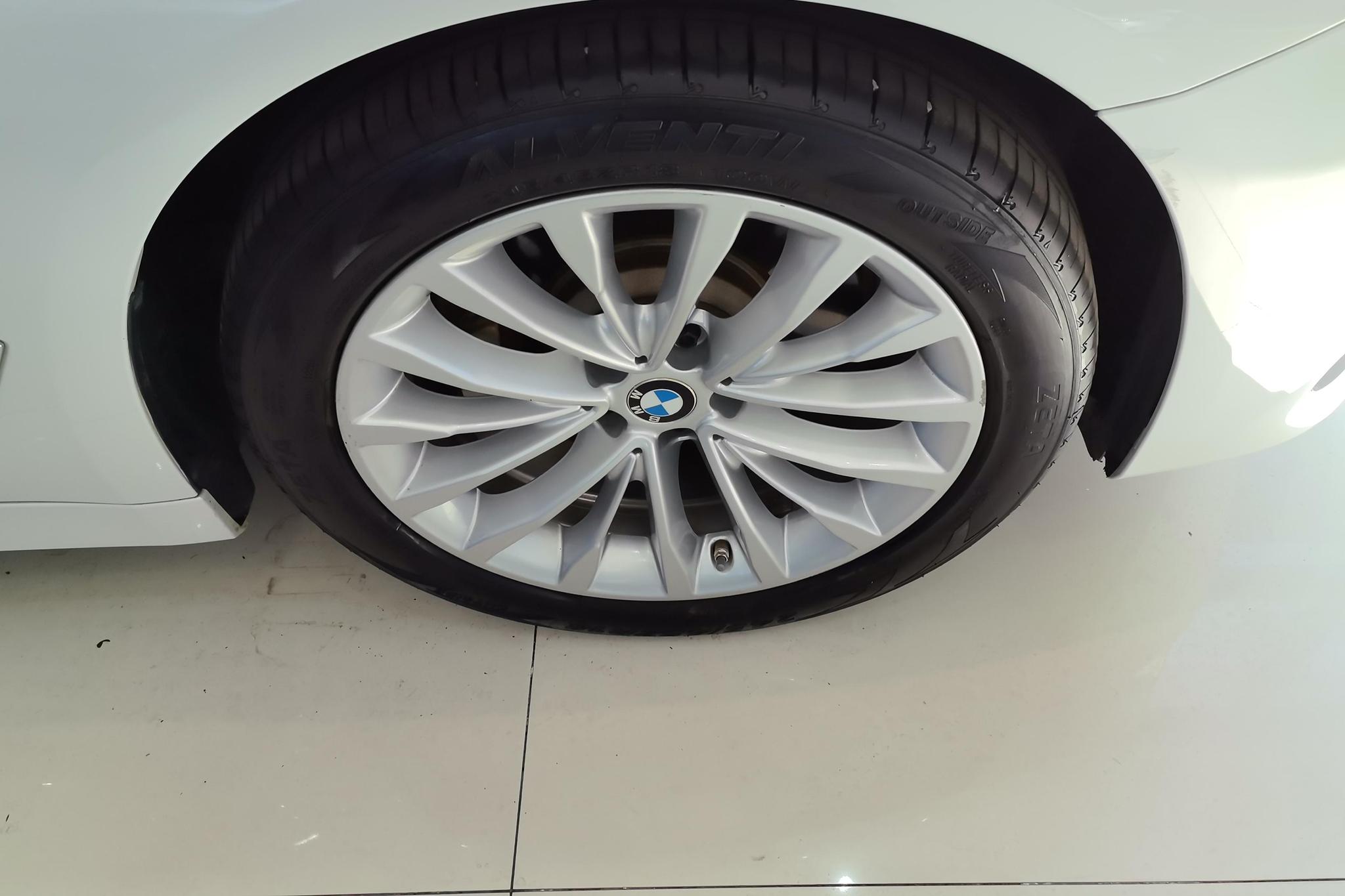 BMW 5 серииPHEV 5 PHEV 2020 530Le Luxury