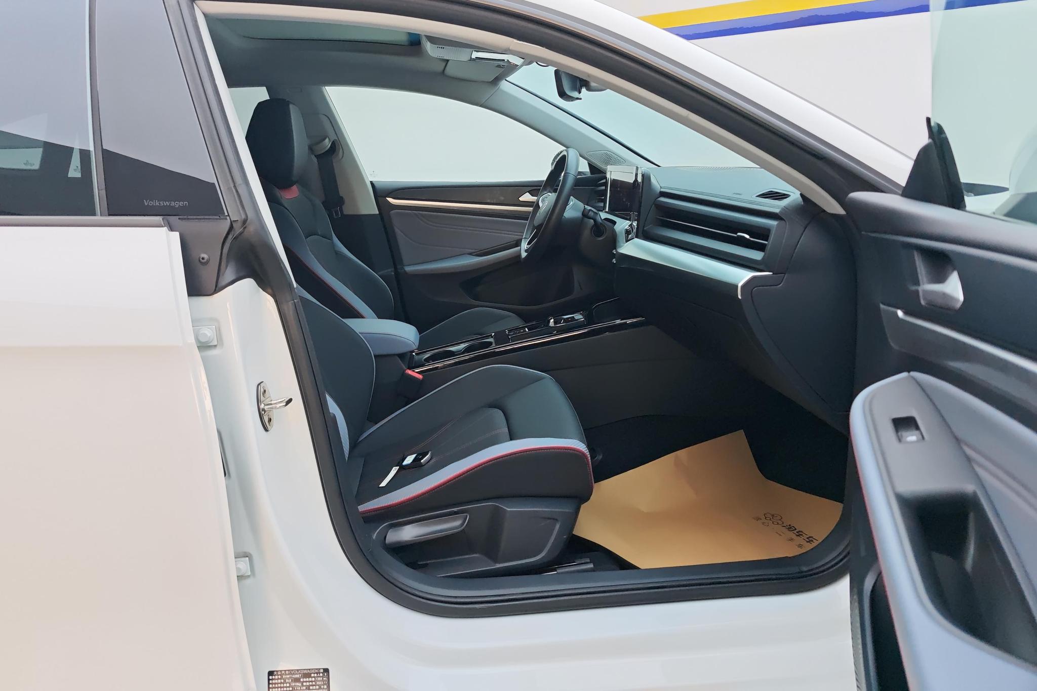 Volkswagen Lamando 2024 L 280TSI DSG