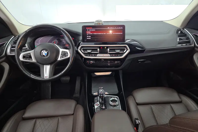 BMW X3 — фото 10