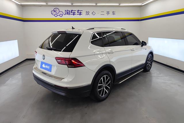 Volkswagen Tiguan L 2018 — фото 3
