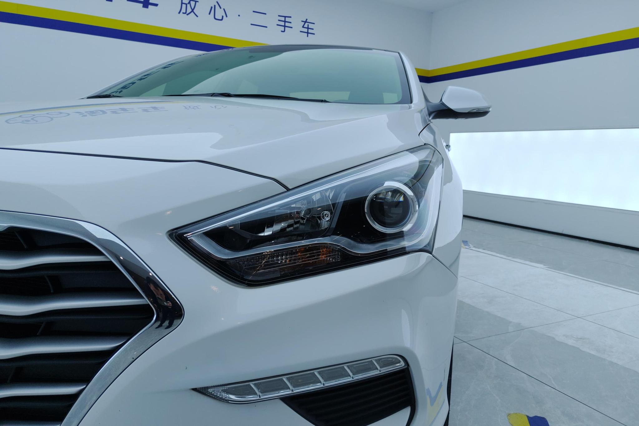 Hyundai Mistra 2019 1.8L AT GLS VI