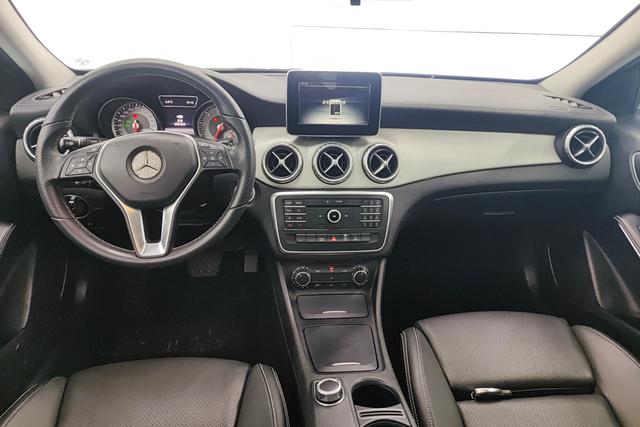 Mercedes Benz GLA 2016 — фото 13