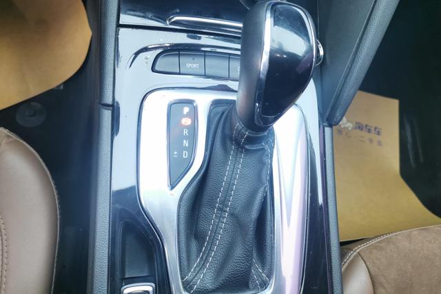 Buick Regal 2019 — фото 15