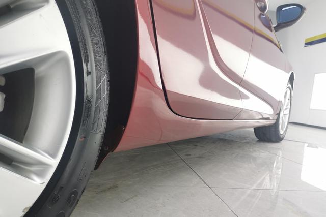 Buick Regal id 3803980 из Китая 10