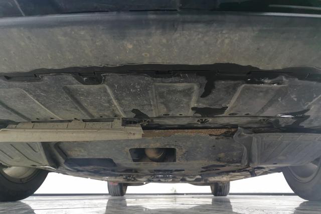 Buick Regal id 3803980 из Китая 11