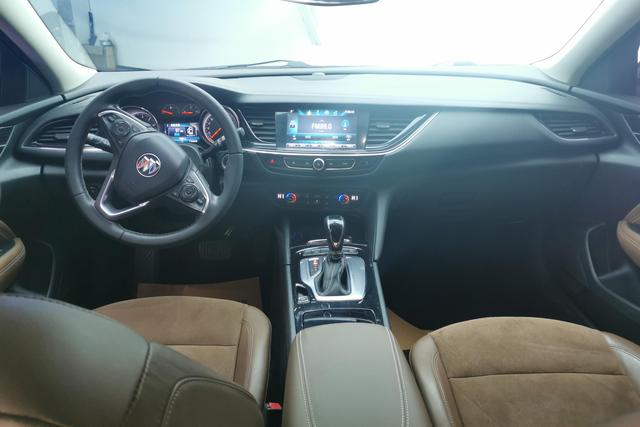 Buick Regal id 3803980 из Китая 14