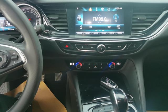 Buick Regal id 3803980 из Китая 16