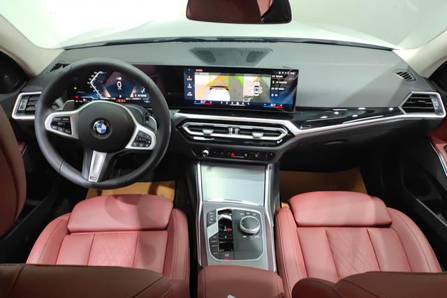 BMW 3 Series 2023 — фото 12