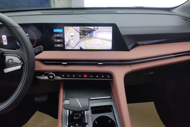 Chang'an CS75 PLUS 2025 Темно-серый из Китая