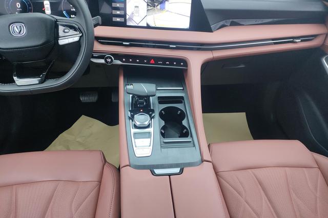 Chang'an CS75 PLUS 2025 Темно-серый из Китая, фото 5