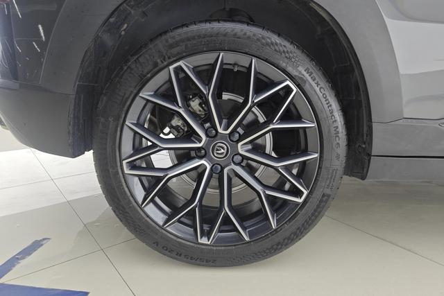Changan UNI-T 2022 1.5 T Premium — фото 9