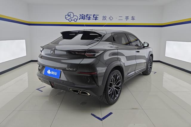 Changan UNI-T 2022 1.5 T Premium — фото 3