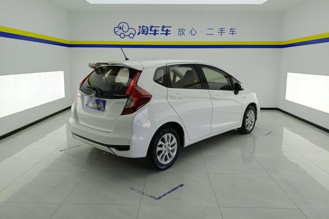 Honda Fit id 3768963 из Китая 10