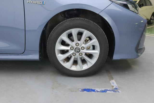 Toyota Corolla id 3783420 из Китая 7