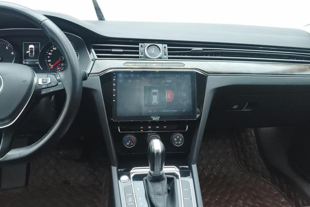 Volkswagen Magotan 2019 330 TSI DSG Leading VI — фото 11