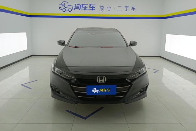 Honda Accord id 3768911 из Китая 14