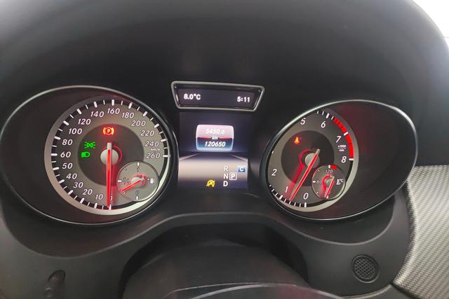 Mercedes Benz GLA 2016 — фото 13