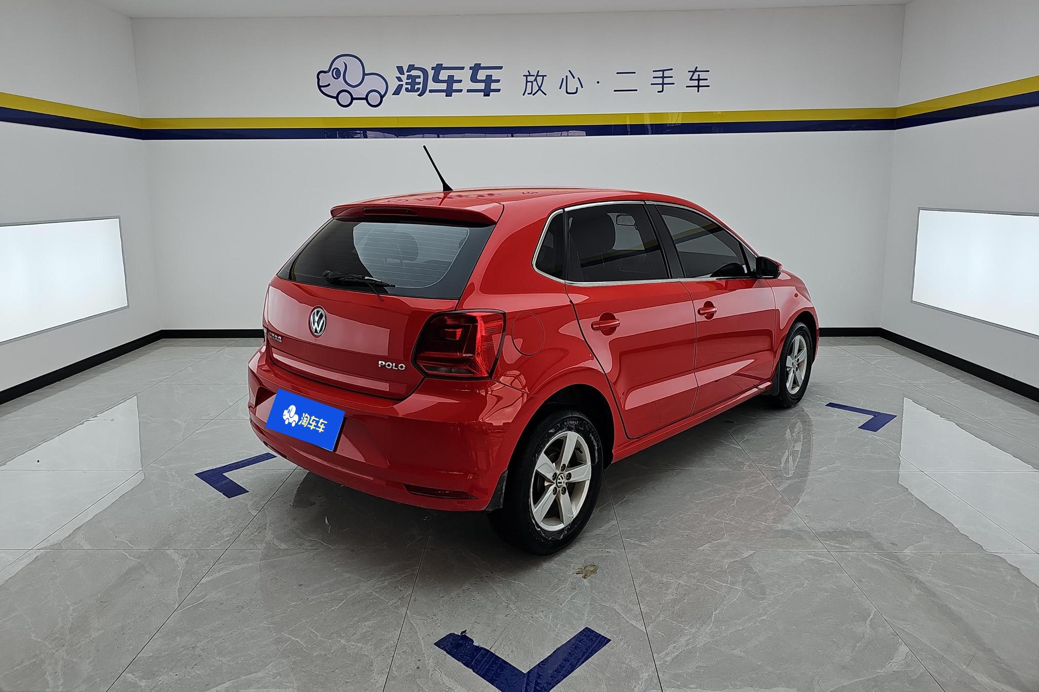 Volkswagen Polo 2016 1.4L MT
