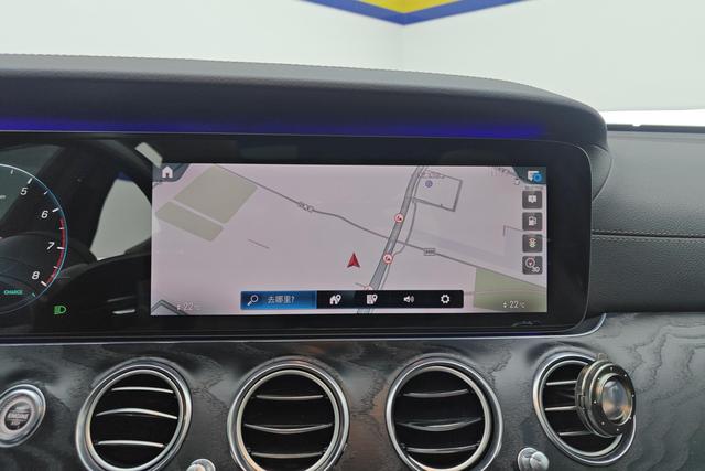 Mercedes-Benz E-Class 2021 E 260 Luxury — фото 11