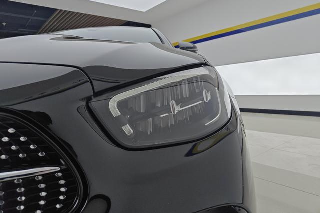 Mercedes-Benz E-Class 2021 E 260 Luxury — фото 4
