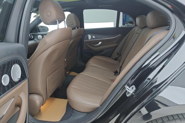 Mercedes-Benz E-Class 2021 E 260 Luxury — фото 16