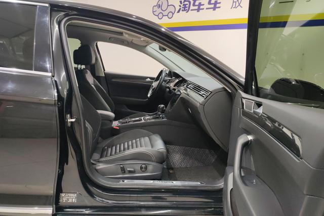 Volkswagen Magotan id 3823667 из Китая 13